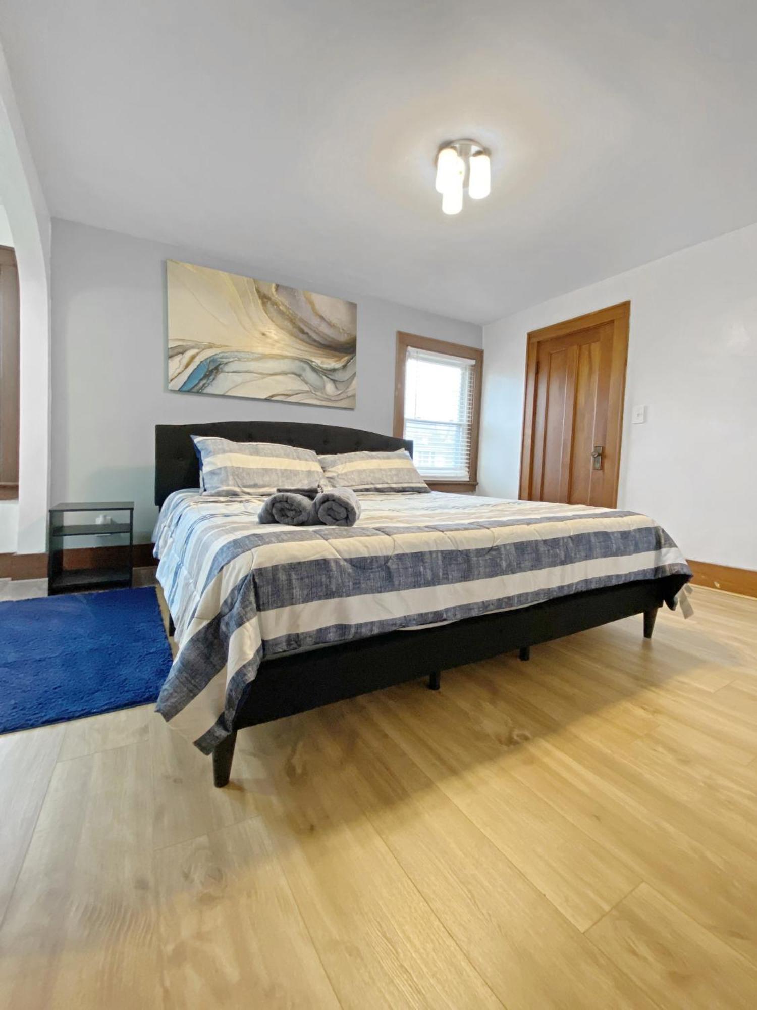 Lux 3Br, Steps From Airport, U Of R & Grocery Stores Rochester Extérieur photo